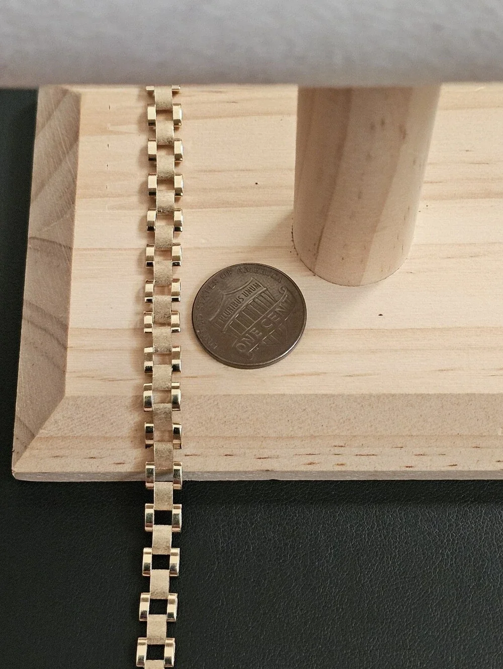 10k Gold Bracelet 7.5 Inch